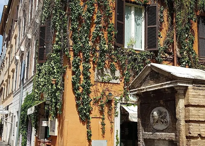 Apartment Vatican In - St. Peter's View